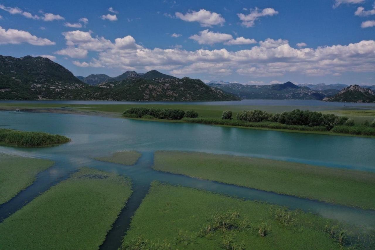 Lake House Buric Vranjina Luaran gambar