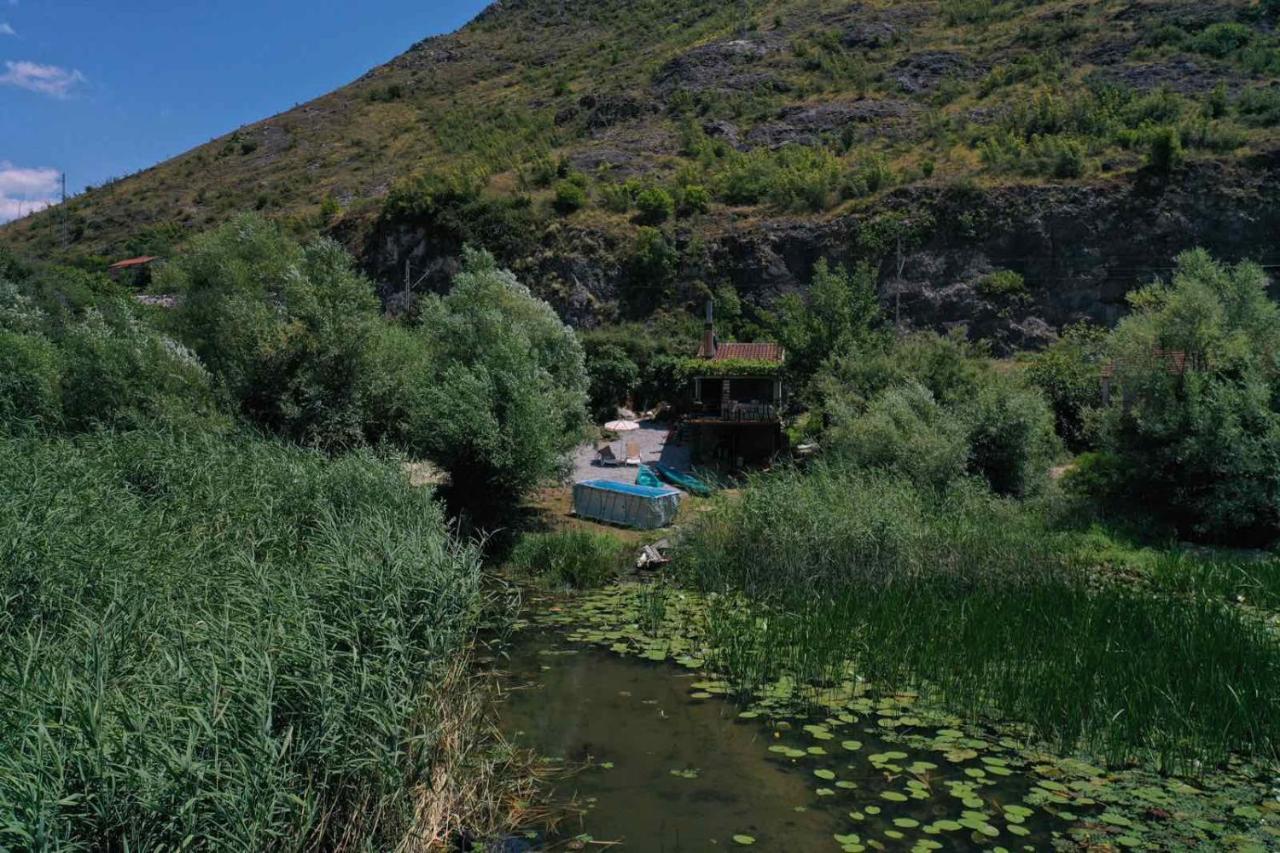 Lake House Buric Vranjina Luaran gambar